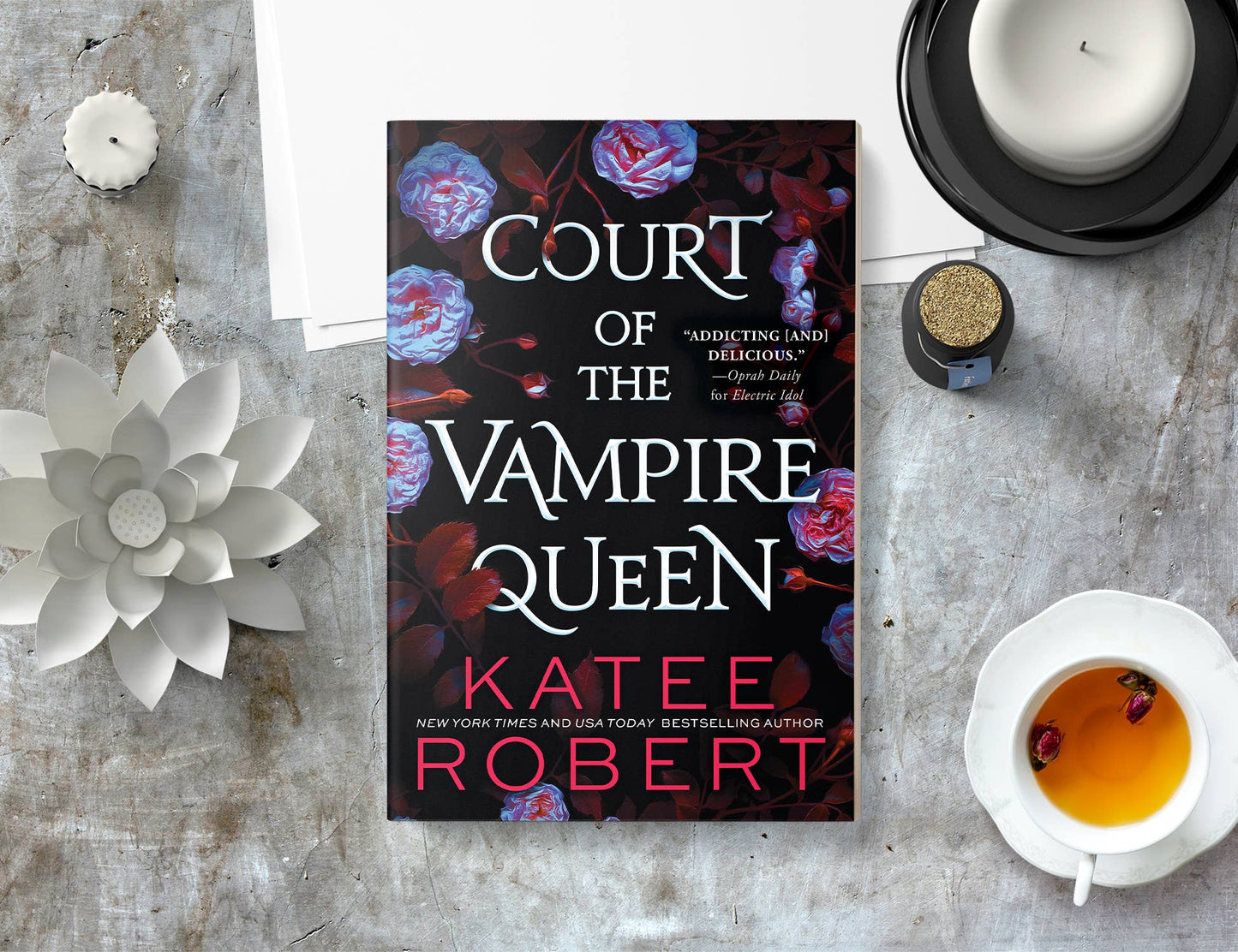 Court of the Vampire Queen- Katee Robert