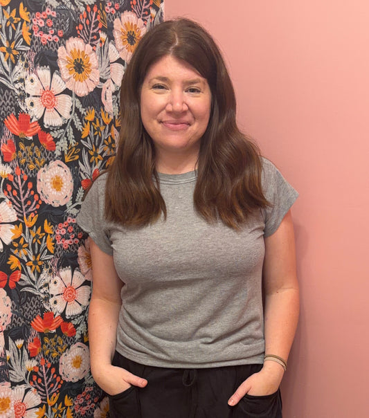 Ivy Tee- Heather Gray