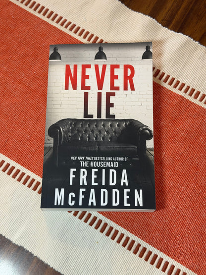 Never Lie- Freida McFadden