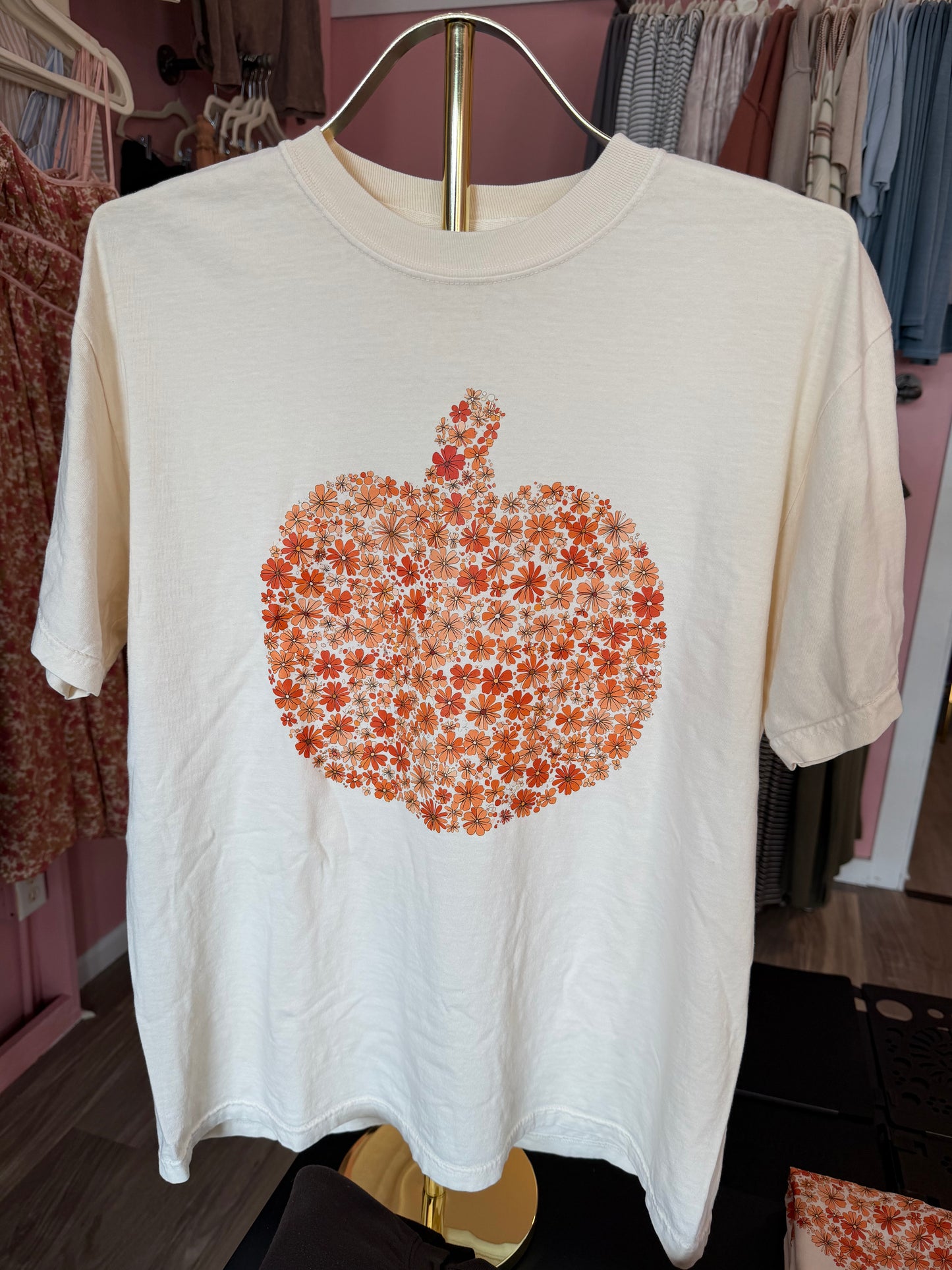 Fall Pumpkin Floral Tee- Ivory Comfort Colors