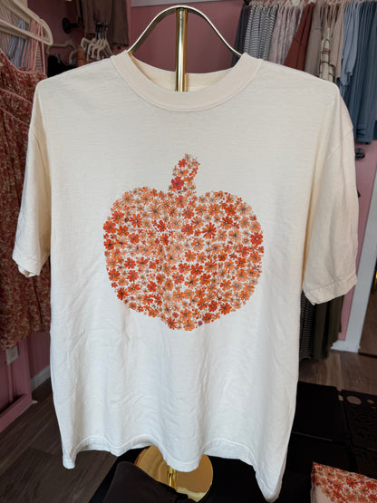 Fall Pumpkin Floral Tee- Ivory Comfort Colors