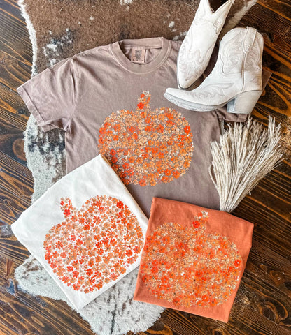 Fall Pumpkin Floral Tee- Ivory Comfort Colors