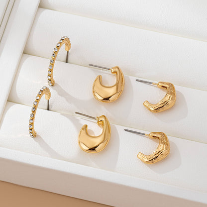 Huggie Hoop Trio Earring